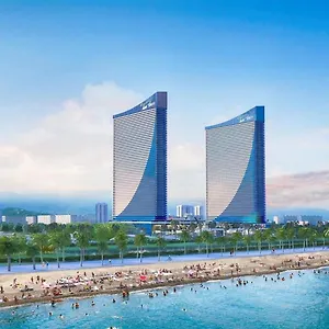 Orbi City Luxury Towers 5*, באטומי גאורגיה