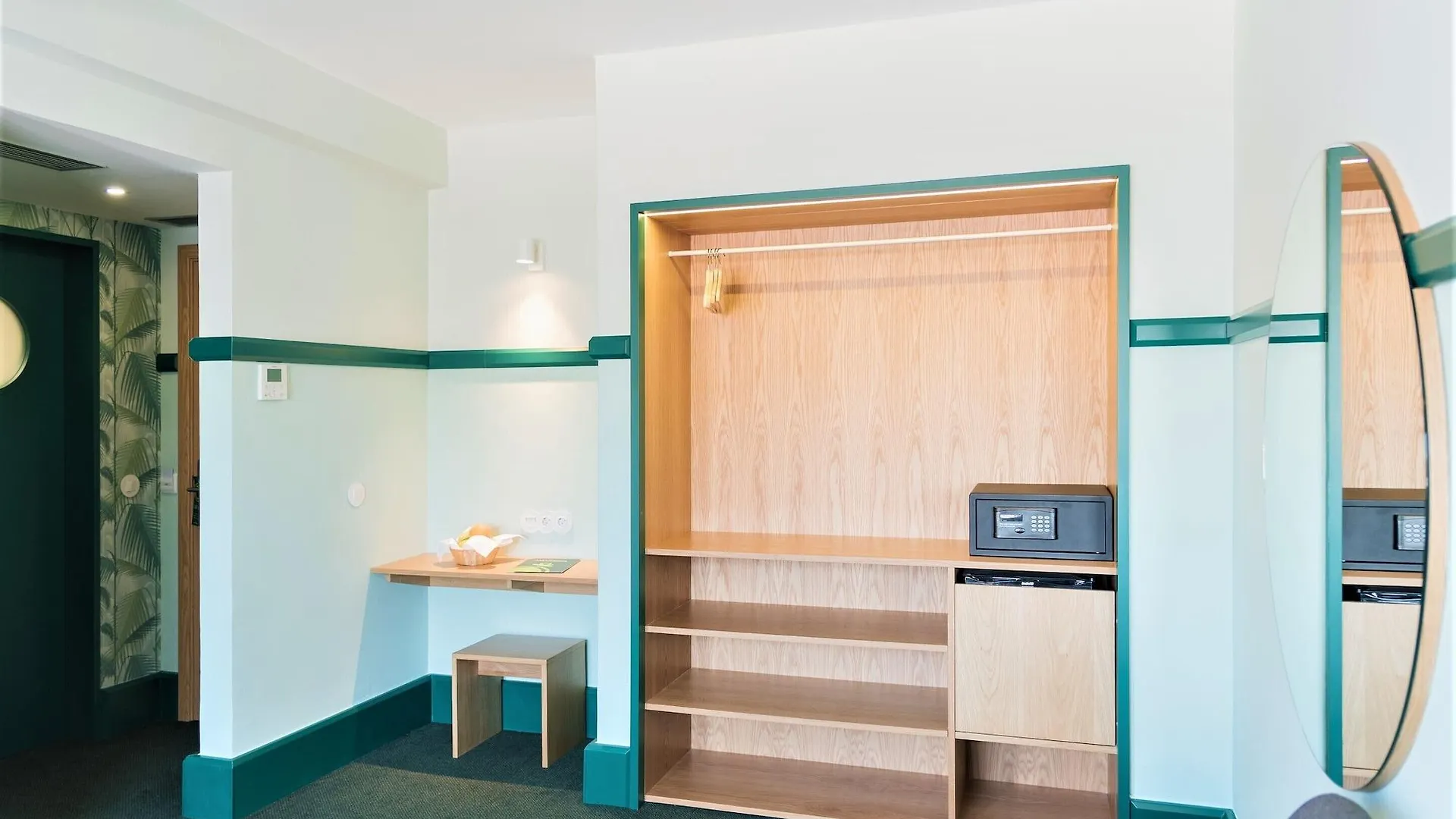 *** Hotel Holiday Inn Express & Suites Lisbon - Principe Real By Ihg Portugal