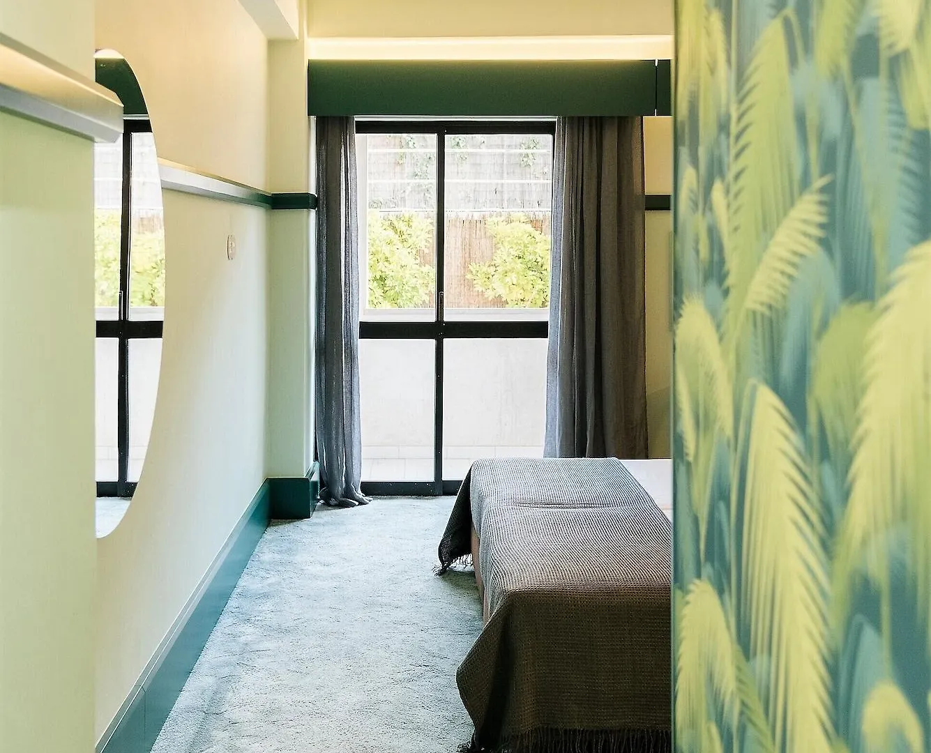 Holiday Inn Express & Suites Lisbon - Principe Real By Ihg 3*,  Portugal