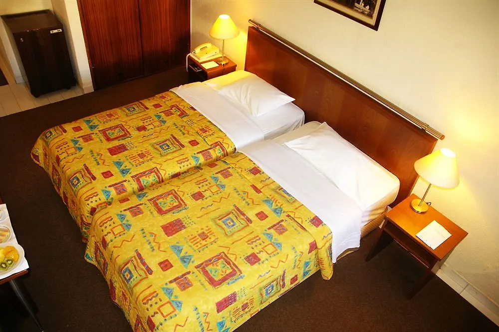 Holiday Inn Express & Suites Lisbon - Principe Real By Ihg 3*,  Portugal