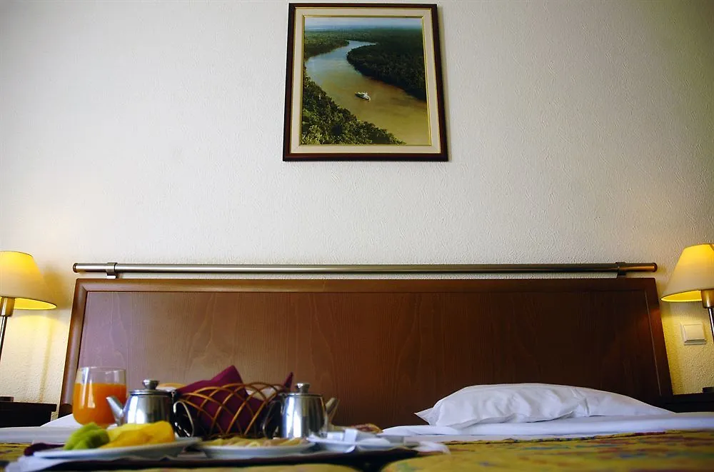 Holiday Inn Express & Suites Lisbon - Principe Real By Ihg