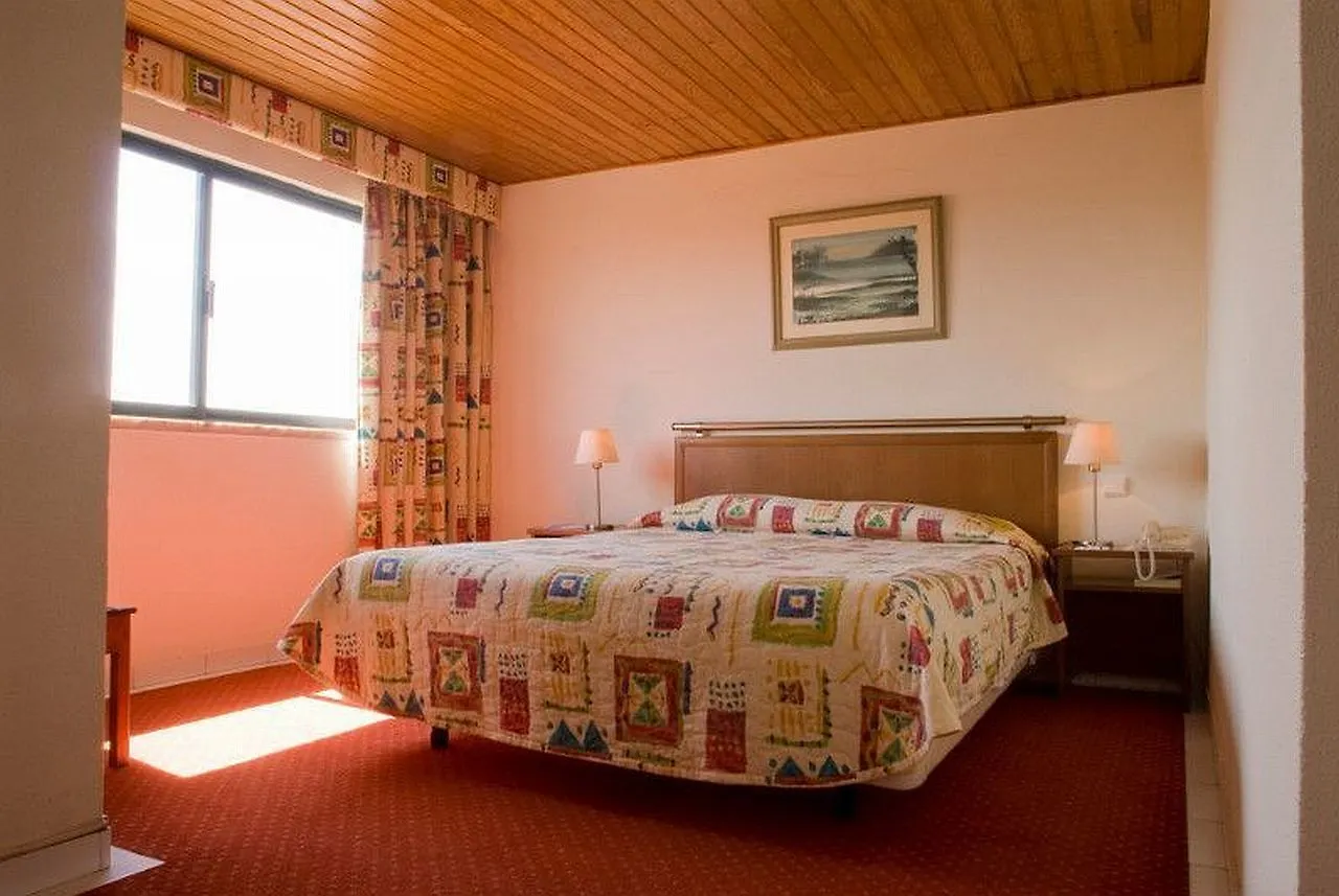 Holiday Inn Express & Suites Lisbon - Principe Real By Ihg