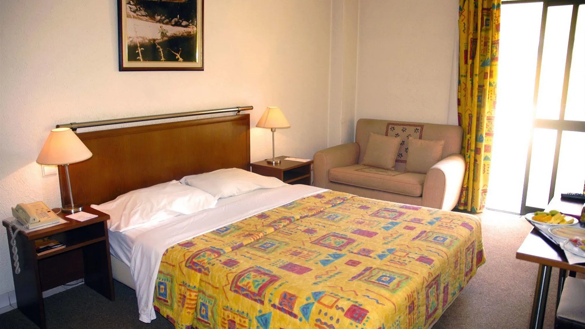 Holiday Inn Express & Suites Lisbon - Principe Real By Ihg